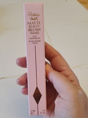 Charlotte Tilbury Pillow Talk Matte Beauty Blush Wand - Pillow Talk